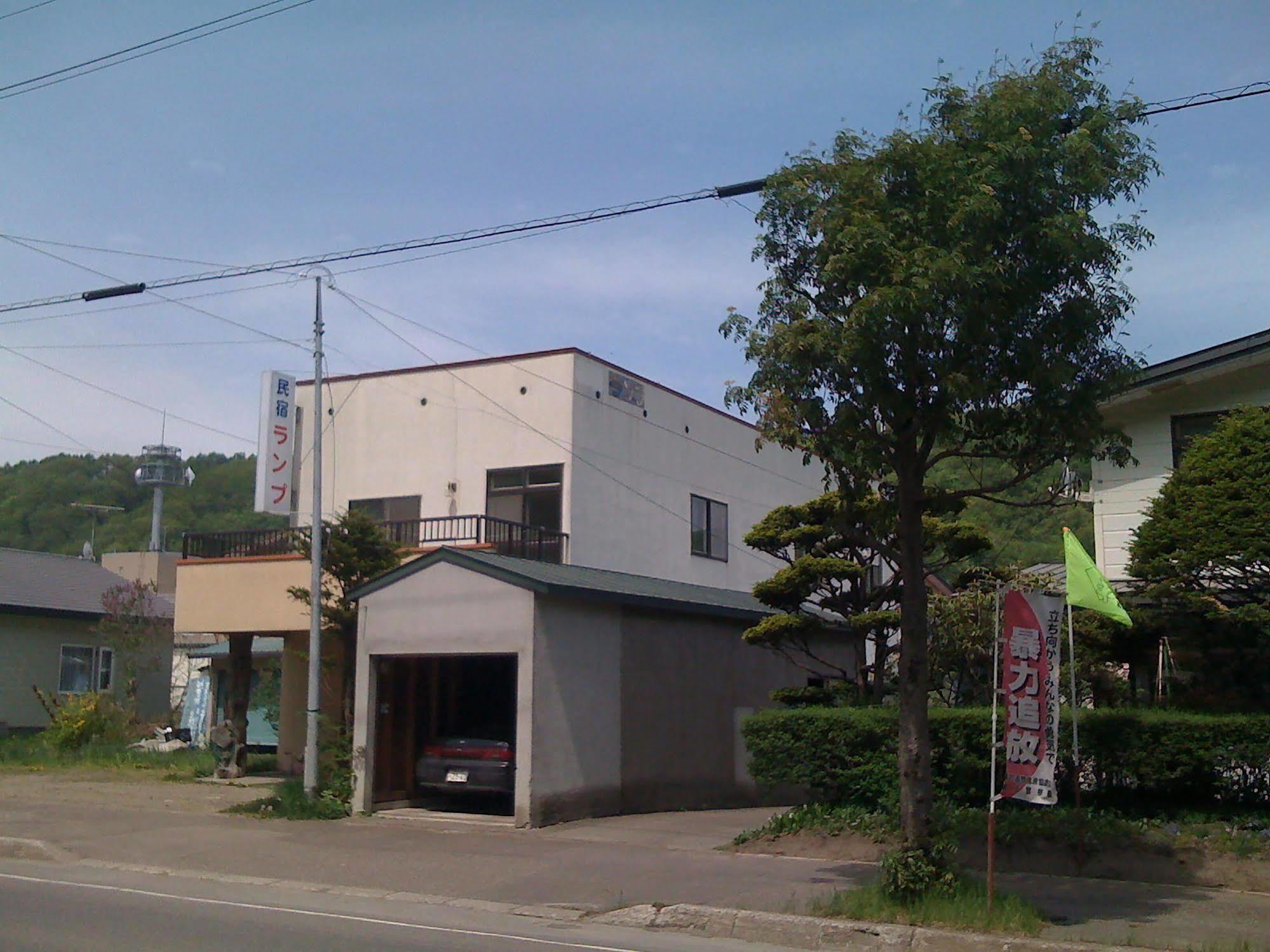 Minshuku Lamp Hotel Abashiri Bagian luar foto